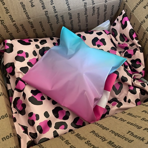 BOX OF STUFFS - NEW and thrifted items - Picture 9 of 9